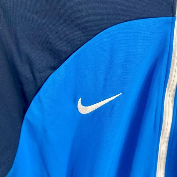 Nike woman’s blue navy Dri-FIT Academy Pro full zip up jacket size XL NWT - Picture 7 of 11
